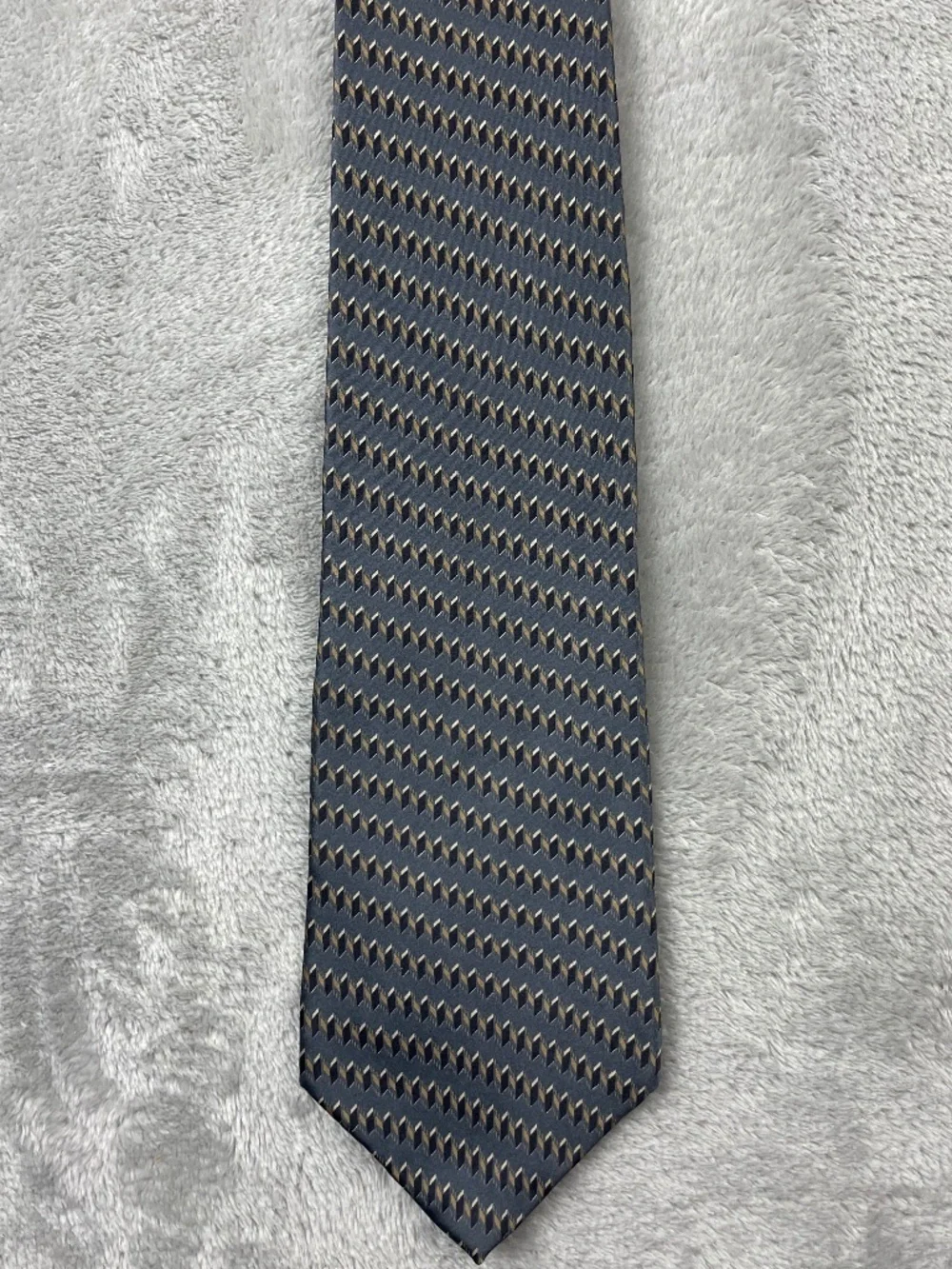 DKNY Men's Classic 100% Silk Neck Tie